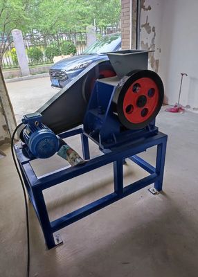 Mühürlü Kompakt MPE Tipi Lab Çeneli Kırıcı 45kg/H Makine